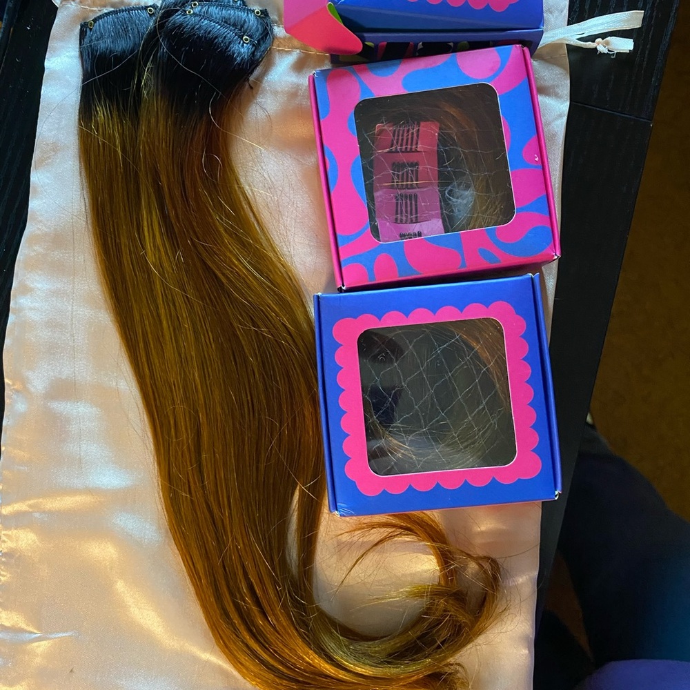 Human hair Luxurious Black and Reddish Brown Hair Extensions - Picture 3 of 5